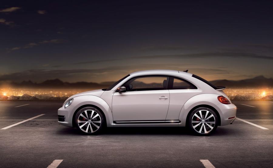  Volkswagen Beetle 2011 года  (фото 12 из 16)
